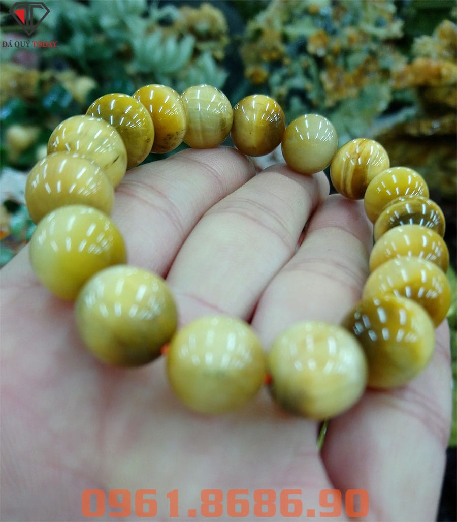 Vòng tay đá phong thủy mắt hổ vàng