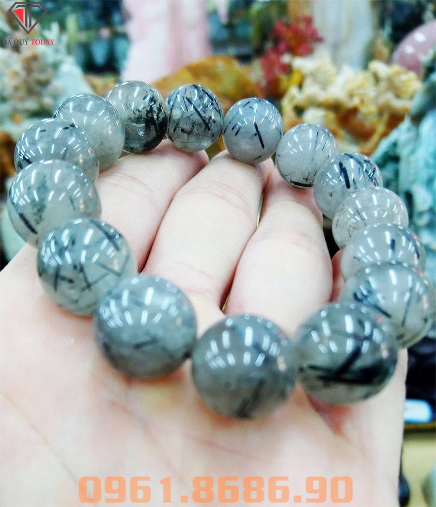 Vòng tay đá phong thủy thạch anh tóc đen